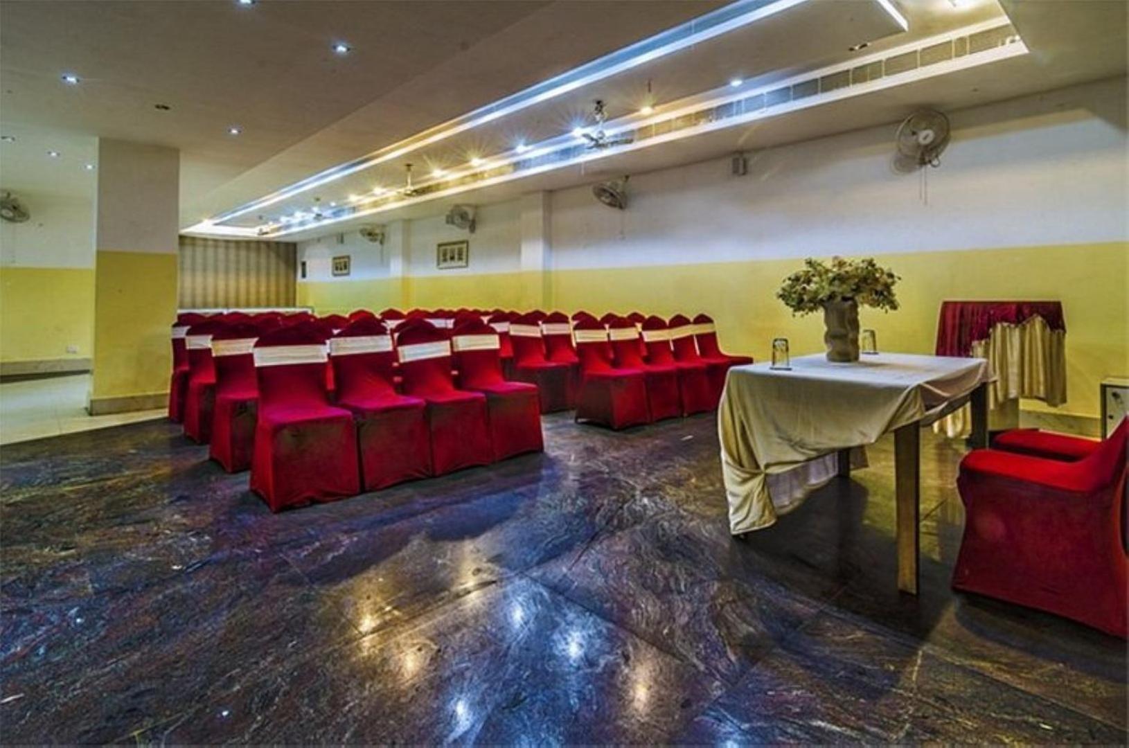 Hotel Akash Sarovar ปูรูเลีย ภายนอก รูปภาพ